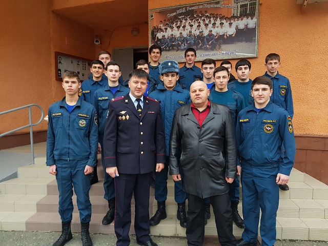 Студенческий 038