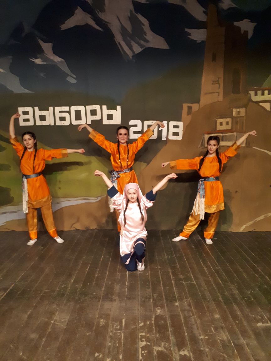 с Дарг Кох праздничный концерт1